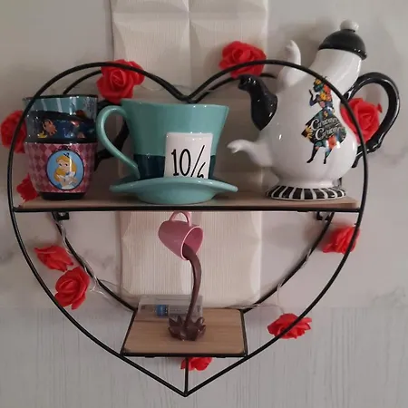 Rabbit Hole Bianconiglio Vakantiehuis *